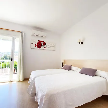 Habitaciones Camping Ferrer-2
