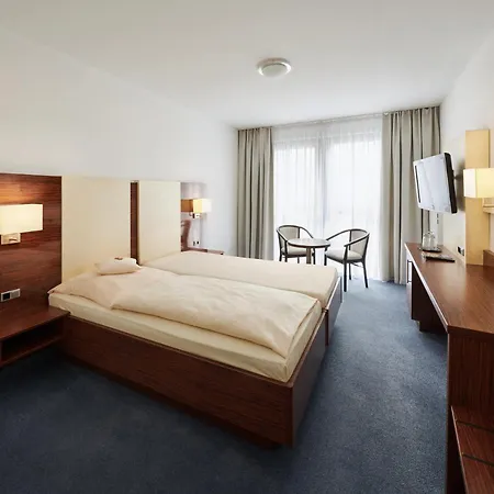 Stadthotel am Wasen-2