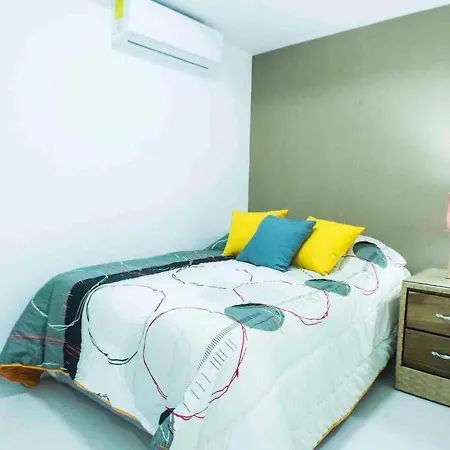 Malecon Premium Rooms-3