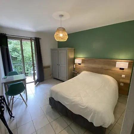 Hotel De La Jonte-3