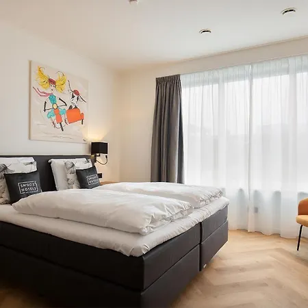 Snoozz Hotels Bolsward Boutique hotel zonder receptie met digitale sleutel-3