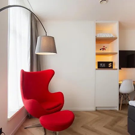 Snoozz Hotels Bolsward Boutique hotel zonder receptie met digitale sleutel-2