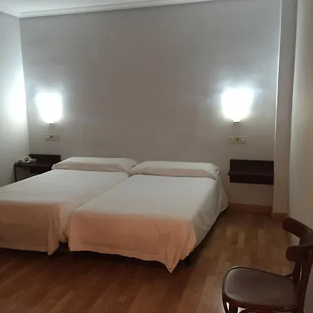 Hotel Madrid Río-3