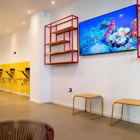 Konk Hostel-2