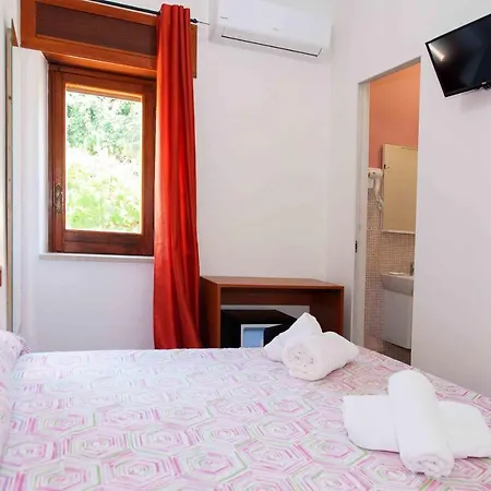 Vanity B&B-2
