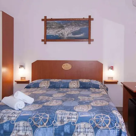 Vanity B&B-3