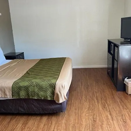 Posh Inn & Suites-2