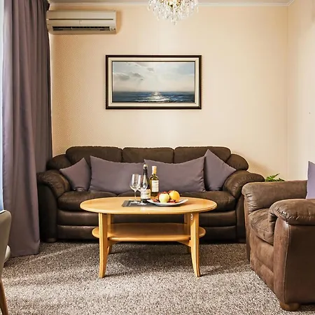Mini-Hotel Kyivskyі-3