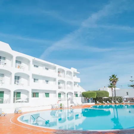 Gavimar Ariel Chico Hotel&Apartments-2