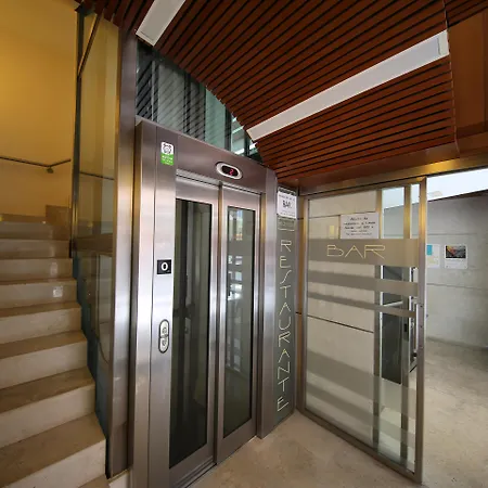 Hotel Alda Entrearcos-2