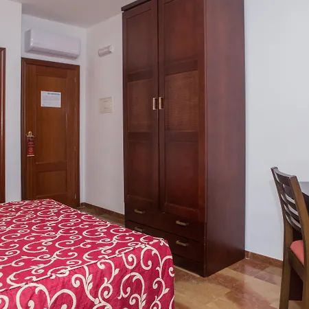 Hostal San Cayetano-2