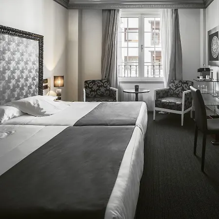 Hotel López de Haro-3