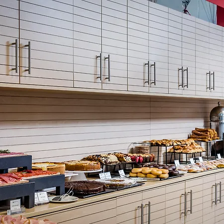 Eurostars Reina Felicia-3