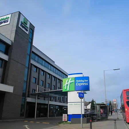 Holiday Inn Express London Heathrow T5 By Ihg-2