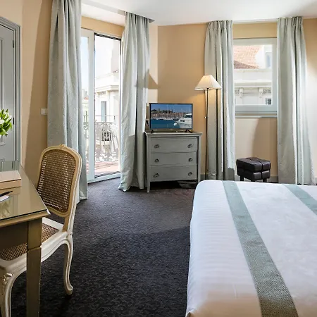 Le Cavendish-2