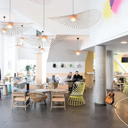 Novotel Suites Lille Europe-3