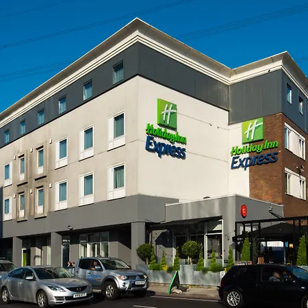 Holiday Inn Express London-Wimbledon-South, An Ihg Hotel-3