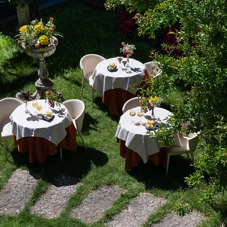 Hotel Sunflower-3
