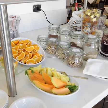 Holiday Inn Turin Corso Francia By Ihg-2