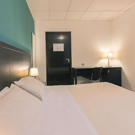 Executive Business Hotel-2
