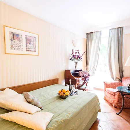 Cecil Hotel Rome-3