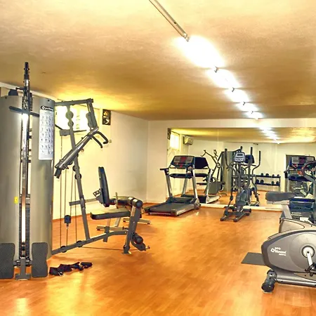 Club Shark Hotel-3
