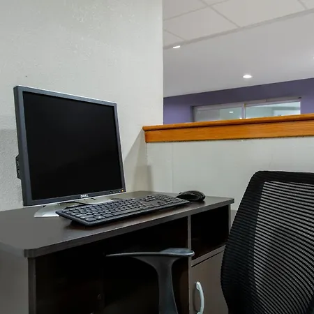 Microtel Inn & Suites By Wyndham Philadelphia Airport-2