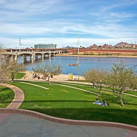 Hyatt Place Tempe Phoenix Airport-3