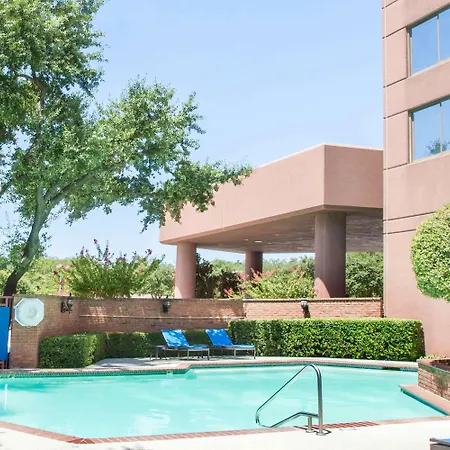 Sonesta Suites Dallas Park Central-3