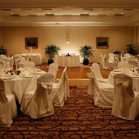 Doubletree By Hilton Charlotte Airport-2