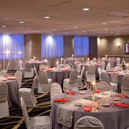 Four Points By Sheraton Cleveland Airport-3