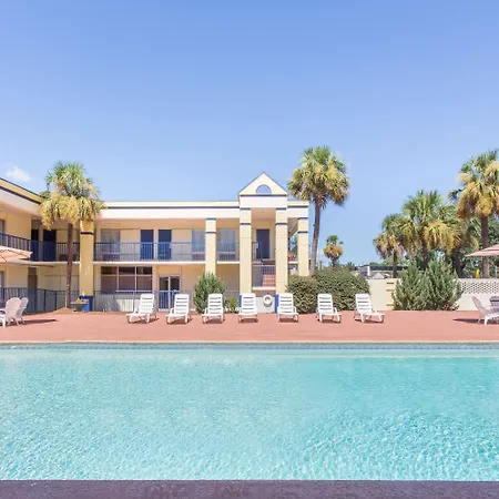 La Casa Inn Albany Near Tifton Ga I 75-2