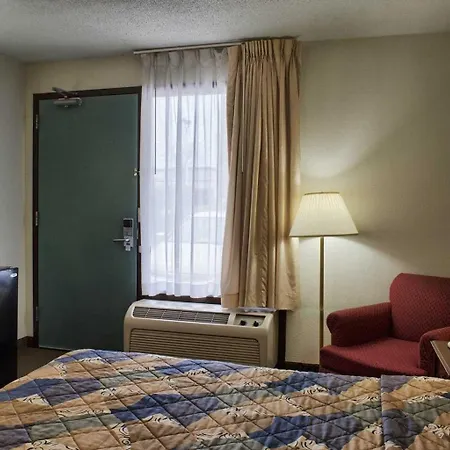 Rodeway Inn Richmond West End-2