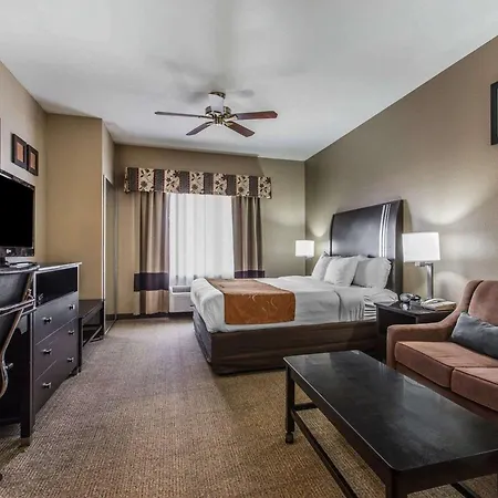 Comfort Suites Bakersfield-3