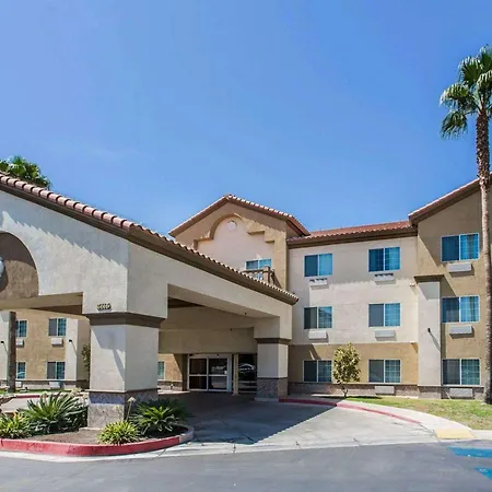 Comfort Suites Bakersfield-2