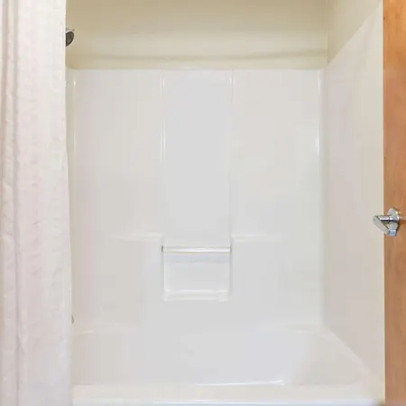 Super 8 By Wyndham Burleson Fort Worth Area-2