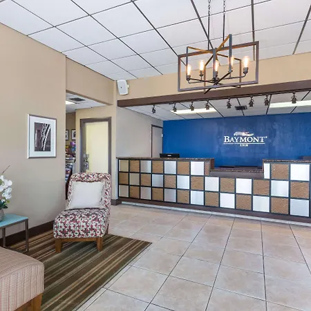 Baymont By Wyndham Sarasota-3