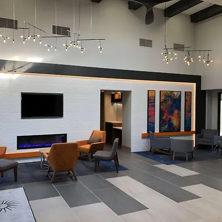 La Quinta By Wyndham Ft. Myers - Sanibel Gateway-3