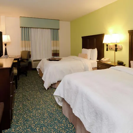 Hampton Inn & Suites Miami-Doral Dolphin Mall-2