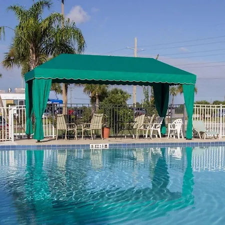 Quality Inn Kennedy Space Center-3