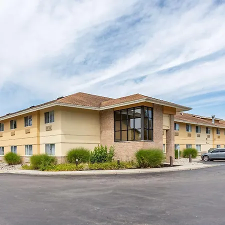Comfort Inn Okemos - East Lansing-3