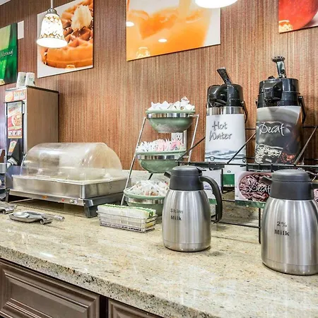 Quality Inn & Suites Woodland - Sacramento Airport-3