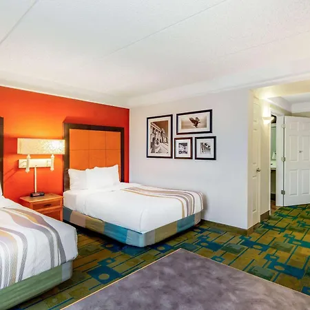 La Quinta Inn & Suites By Wyndham Fremont Silicon Valley-3