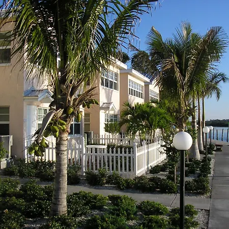 Barefoot Beach Resort-2