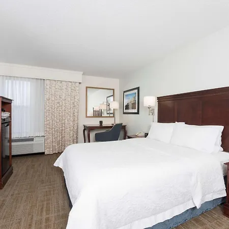 Hampton Inn East Lansing-2