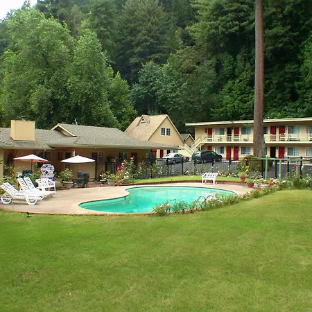 Quality Inn & Suites Santa Cruz Mountains-3