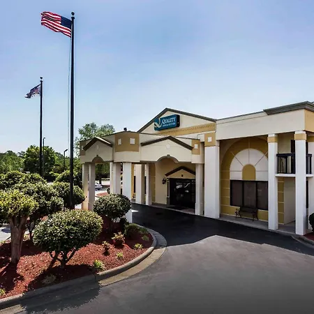 Quality Inn & Suites Mooresville-Lake Norman-3