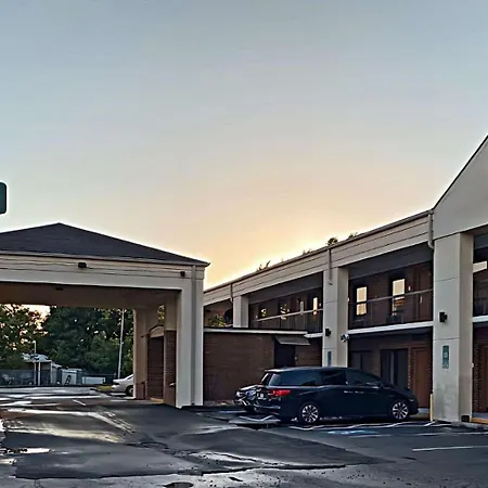 Quality Inn Henderson I-85-2