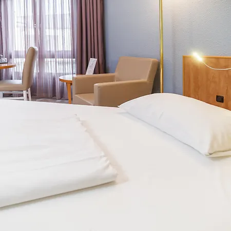 Golden Tulip Bielefeld City-2