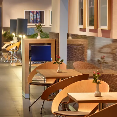 Intercityhotel Ulm-3